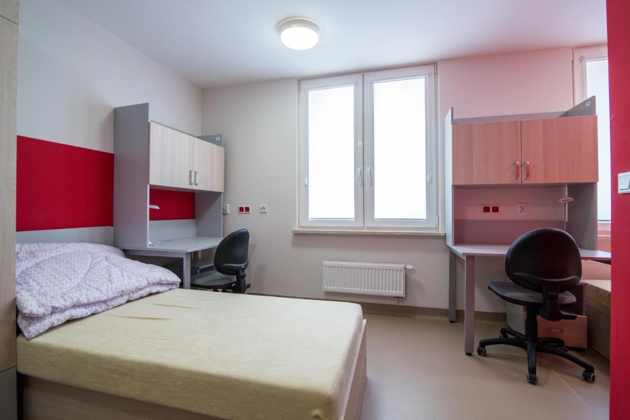 Ostello Dom Studenta Al Łomża Esterno foto